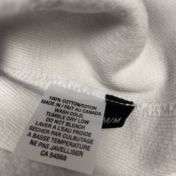 Gently used women’s HER heavy crewneck made in canada size medium - Picture 3 of 4